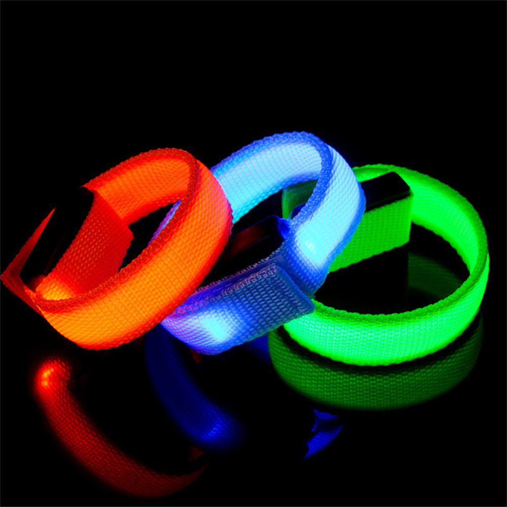 Pulsera reflectante LED ajusta - Coordinates Bracelet reseña y precio