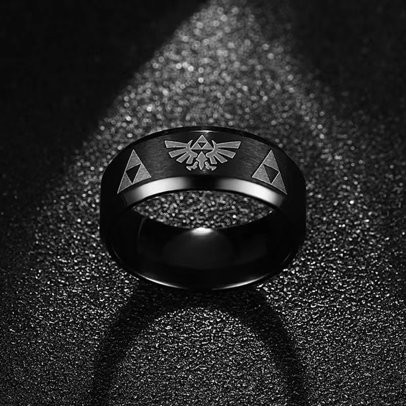 Anillo de banda triangular Tri - Initial Ring Custom reseña y precio